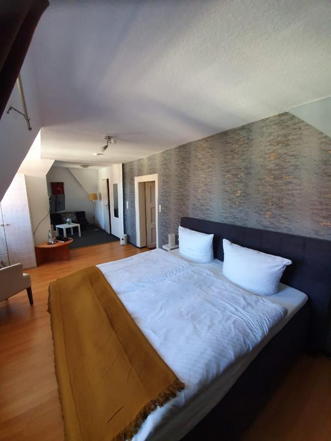Hotel Restaurant Zum Hollaender Hof Bad Arolsen Eksteriør bilde